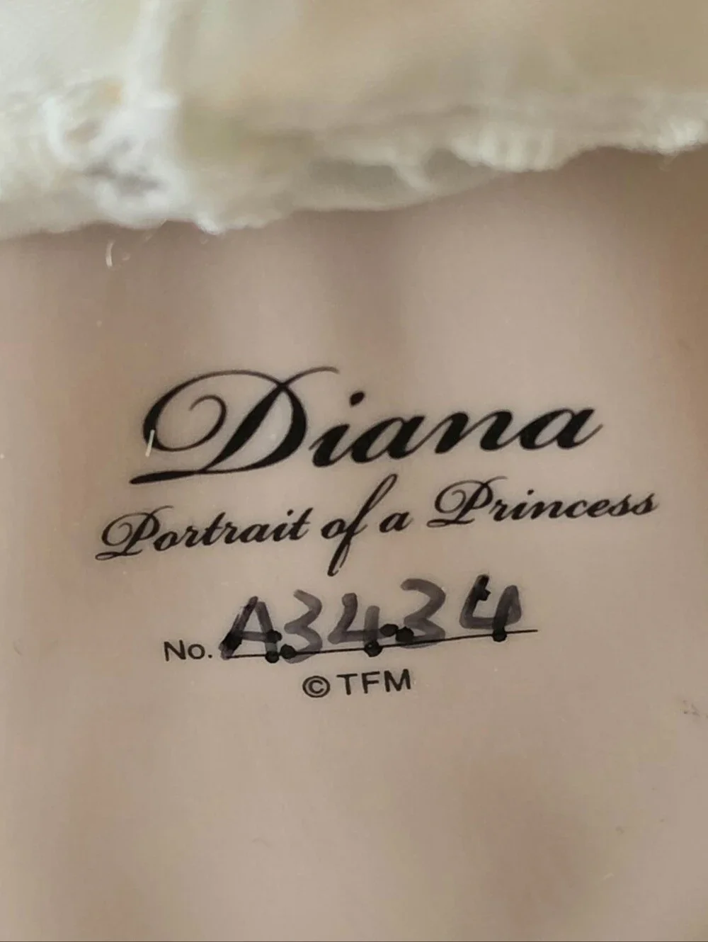 Franklin Mint Heirloom Princess Diana Porcelain Doll Limited Edition